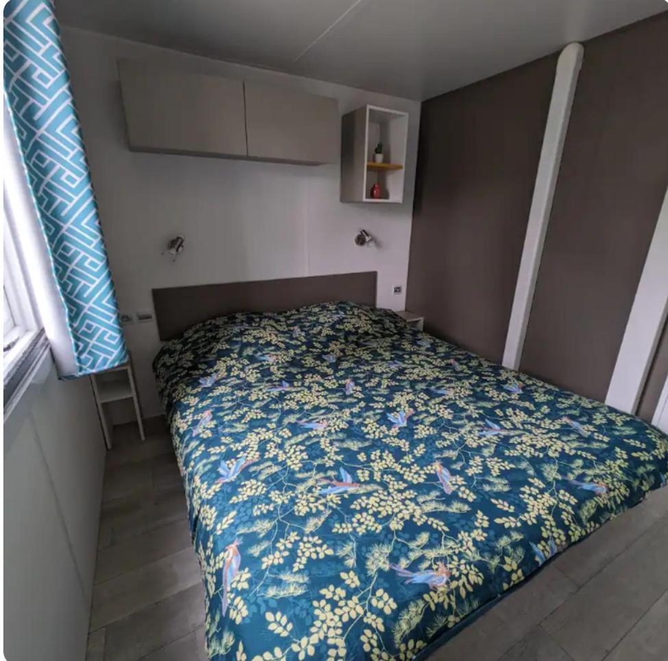 Mobil Home Premium Camping 5* 旺代蒙塔利韦 外观 照片